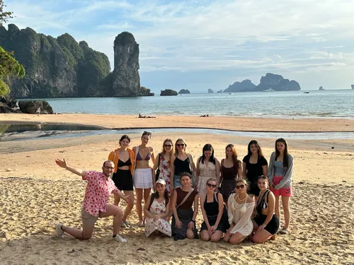 Gruppenfoto am Strand