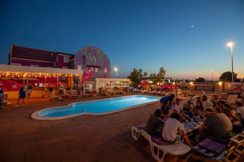 Pool im Partyclub Zrce Beach