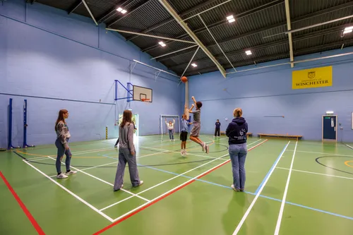 Sporthalle auf Campus