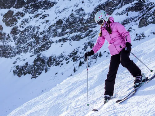 ruf Gast auf der Piste in St. Johann in Tirol