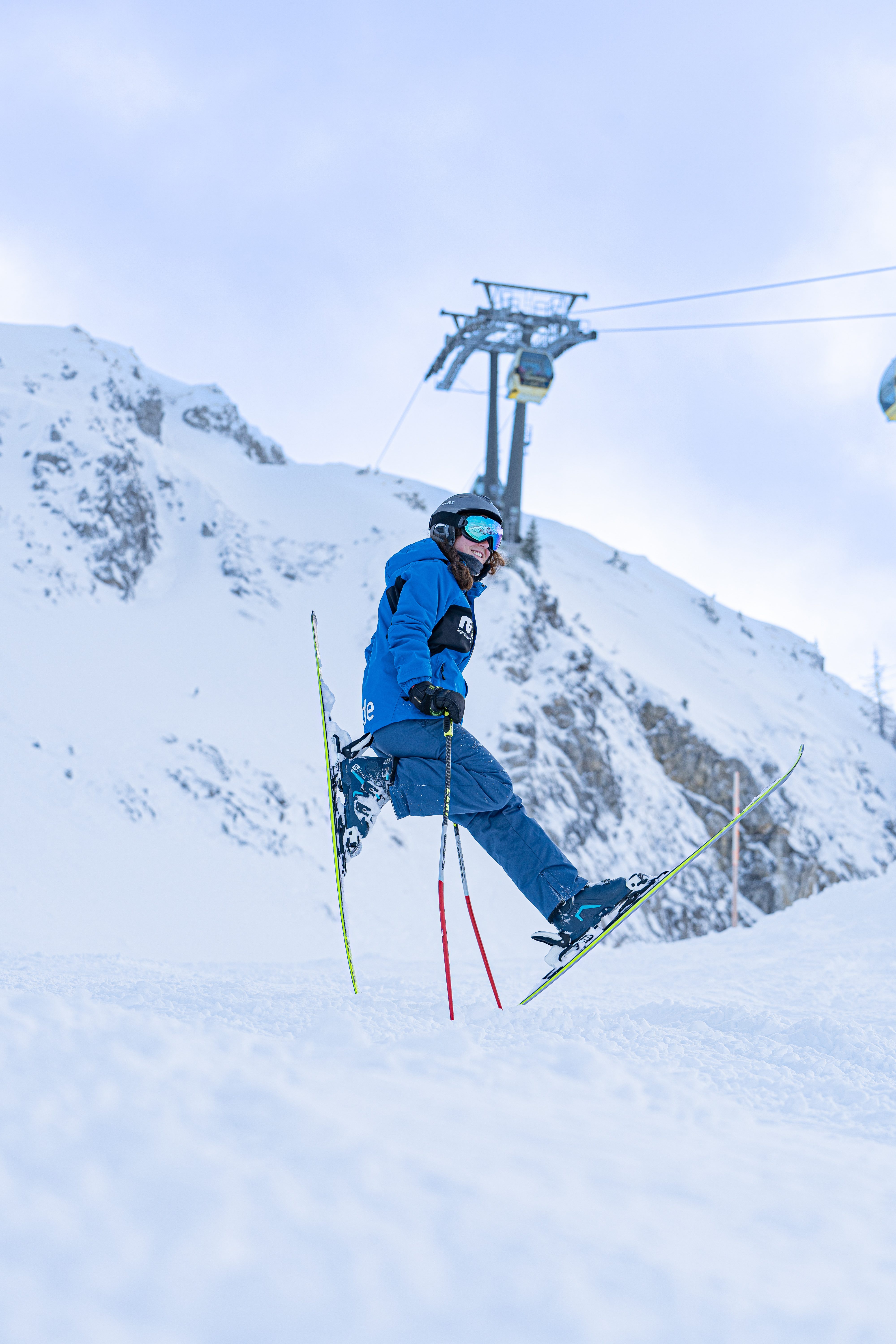 Snowguide auf der Piste in Obertauern