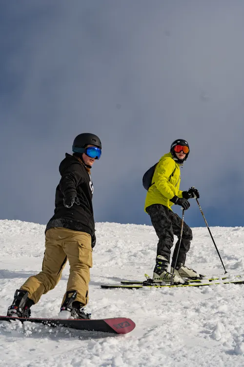 ruf Gäste auf der Piste