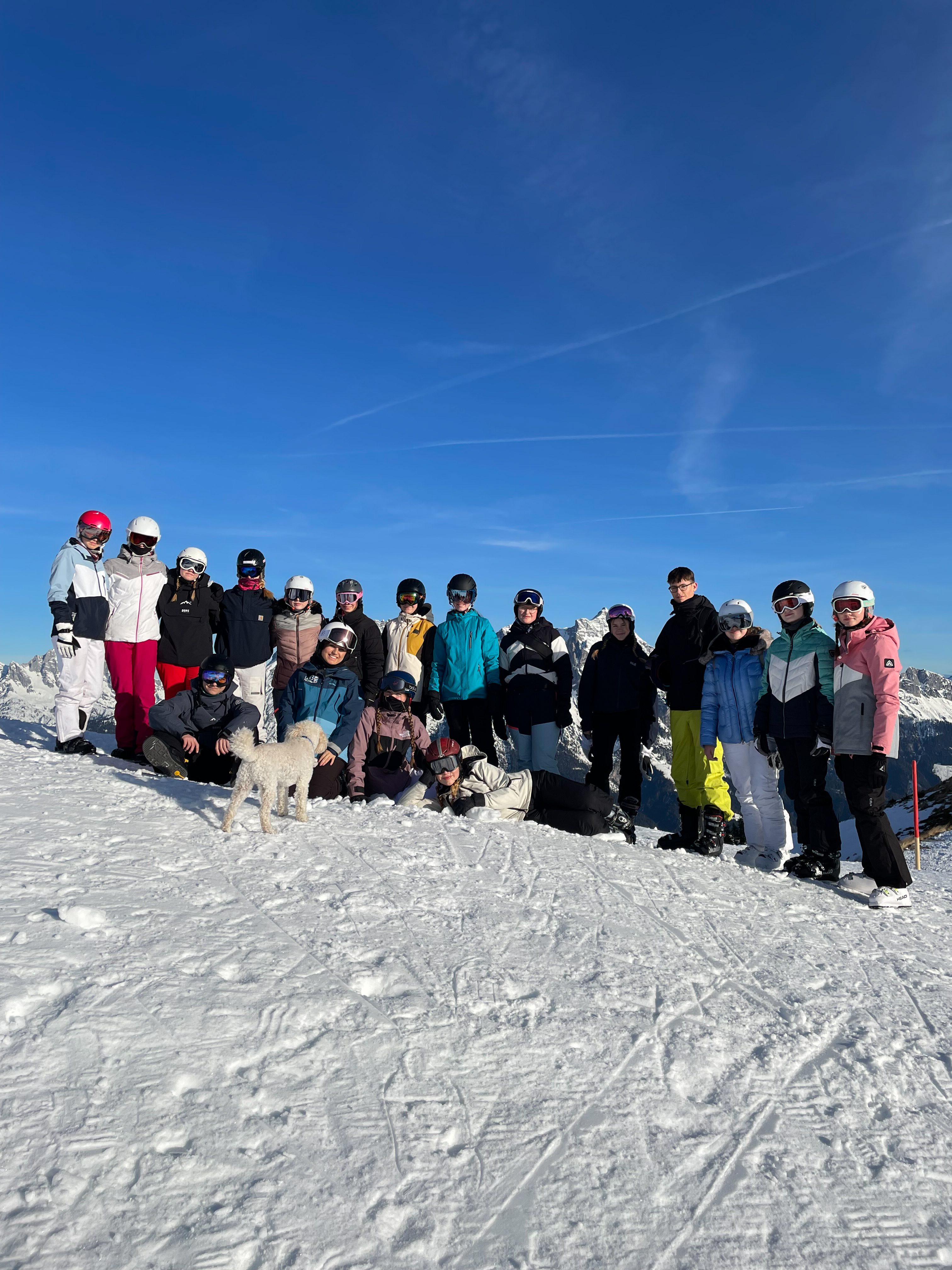 Gruppenfoto von Gästen in Saalbach Hinterglemm