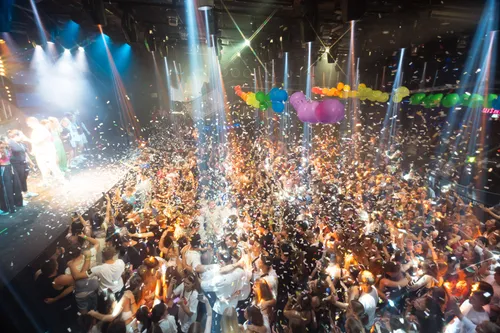 Party bei der Spanien HIP