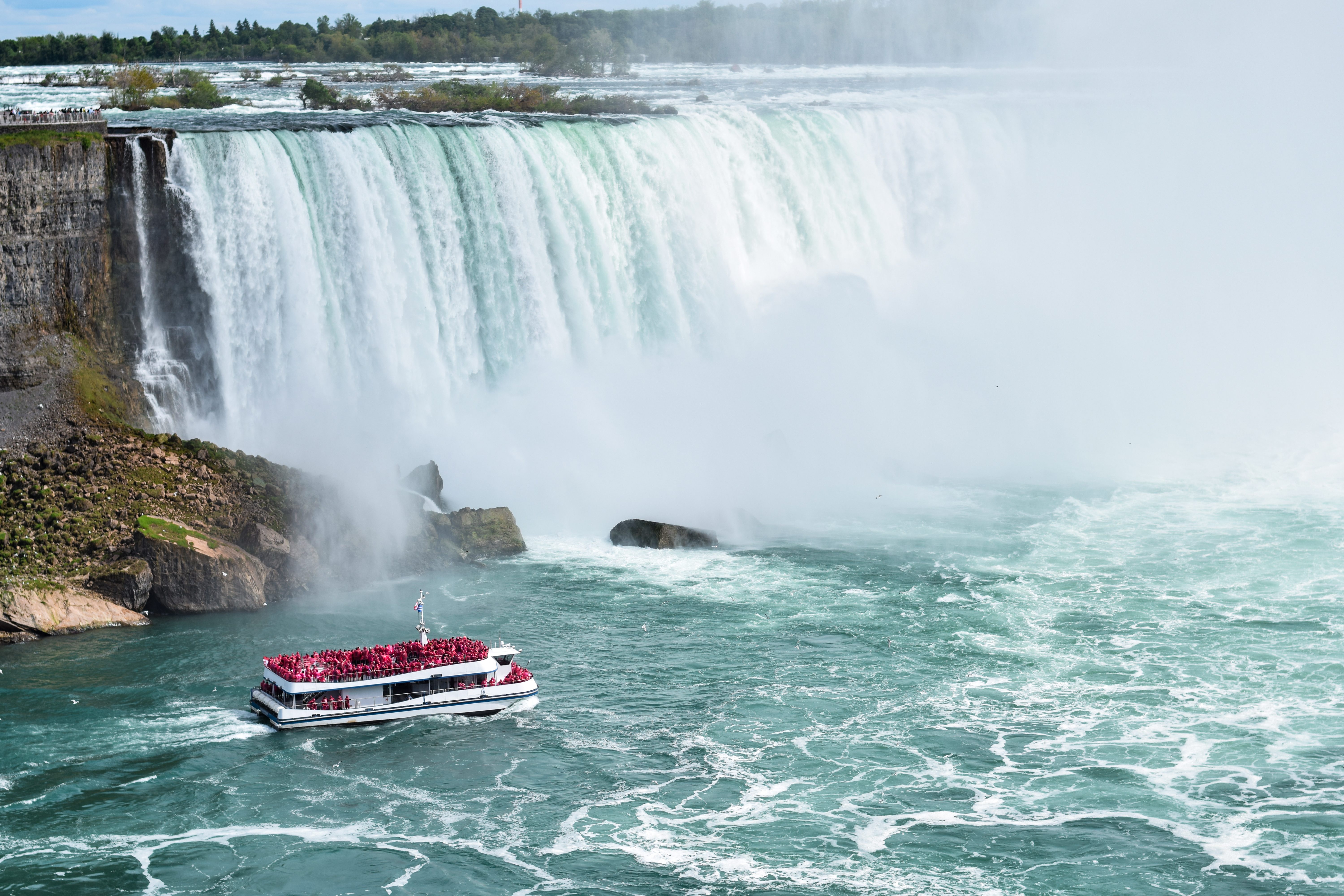 Niagara Falls Boat Tour 